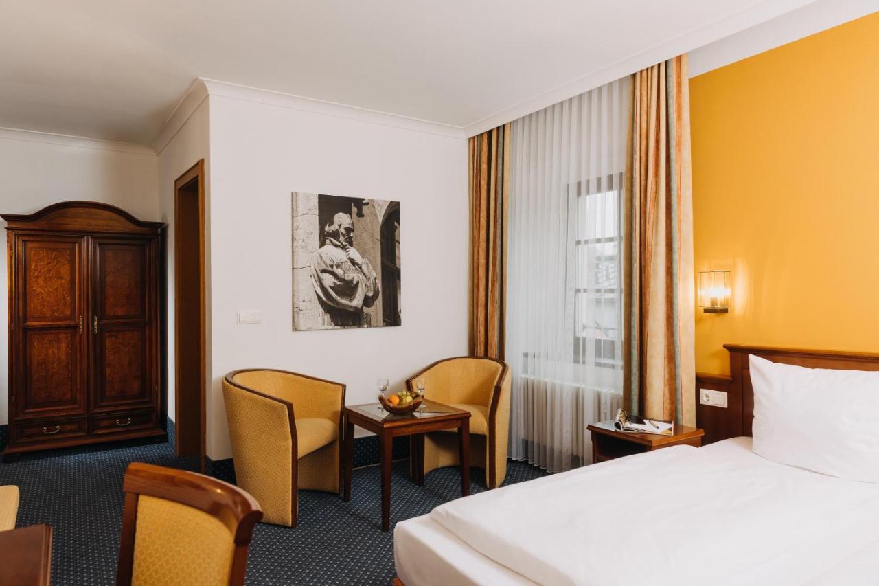 Altstadthotel Arch Регенсбург Экстерьер фото