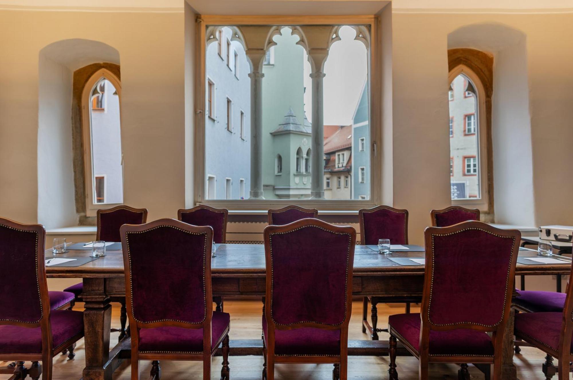 Altstadthotel Arch Регенсбург Экстерьер фото